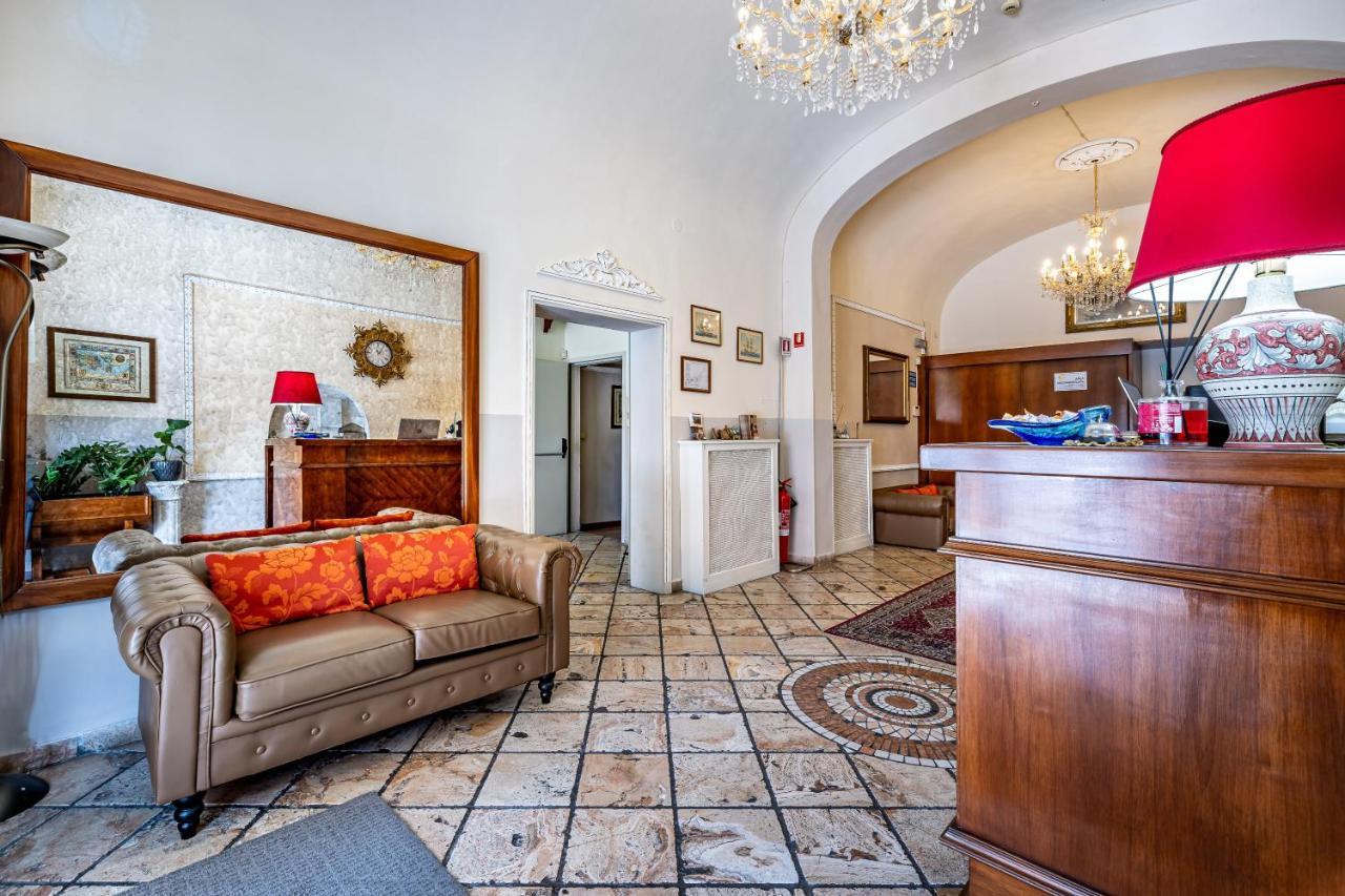 Hotel Minerva Pisa Exterior foto