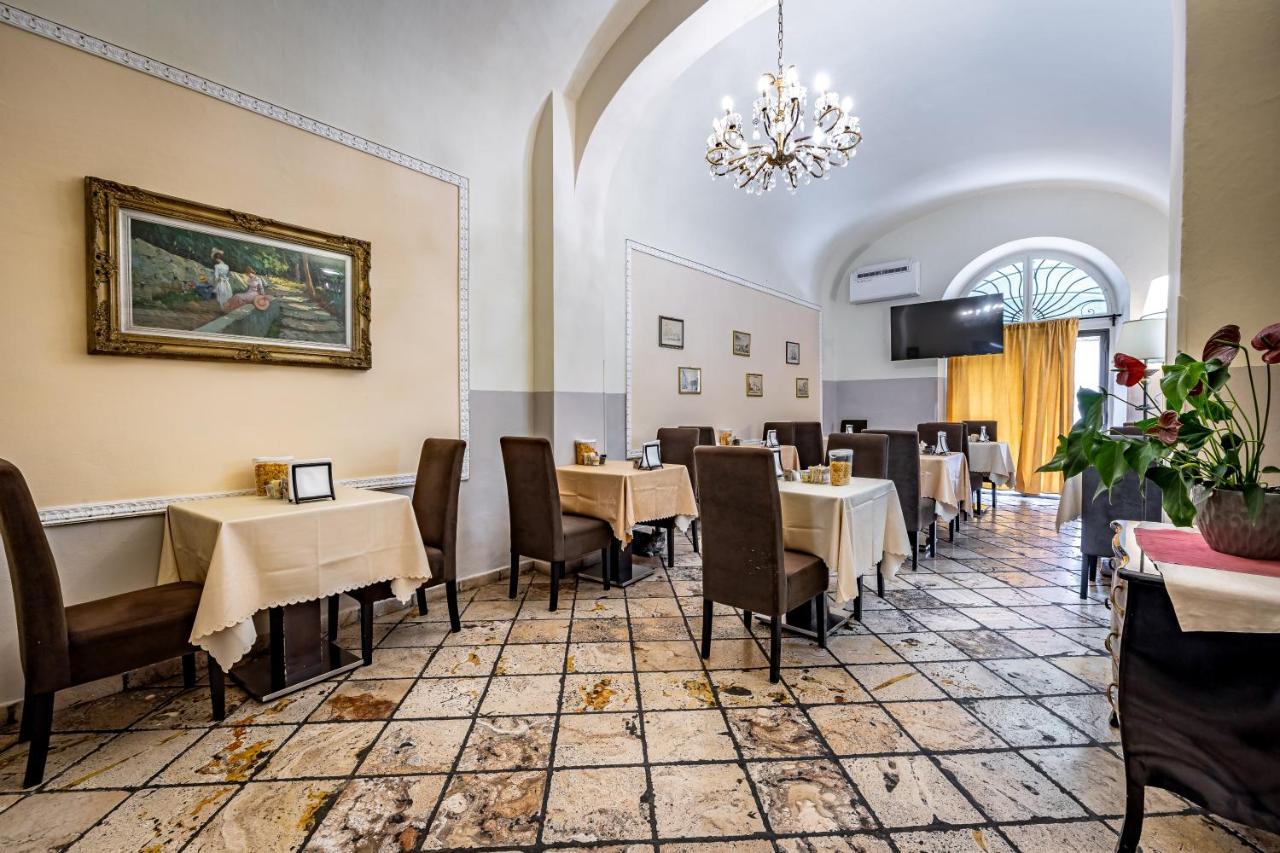 Hotel Minerva Pisa Exterior foto